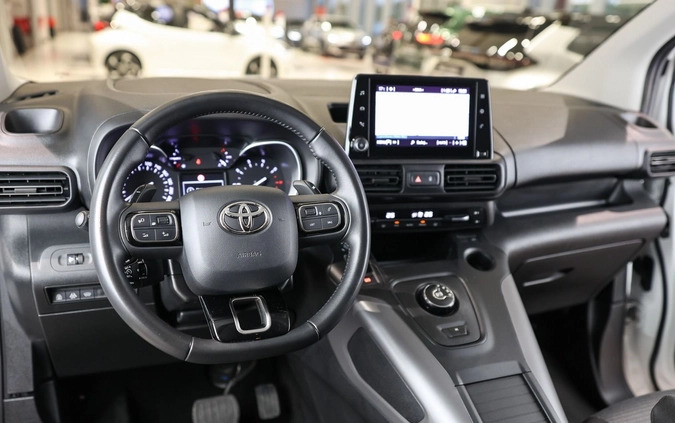 Toyota Proace City Verso cena 115850 przebieg: 110927, rok produkcji 2021 z Kcynia małe 596